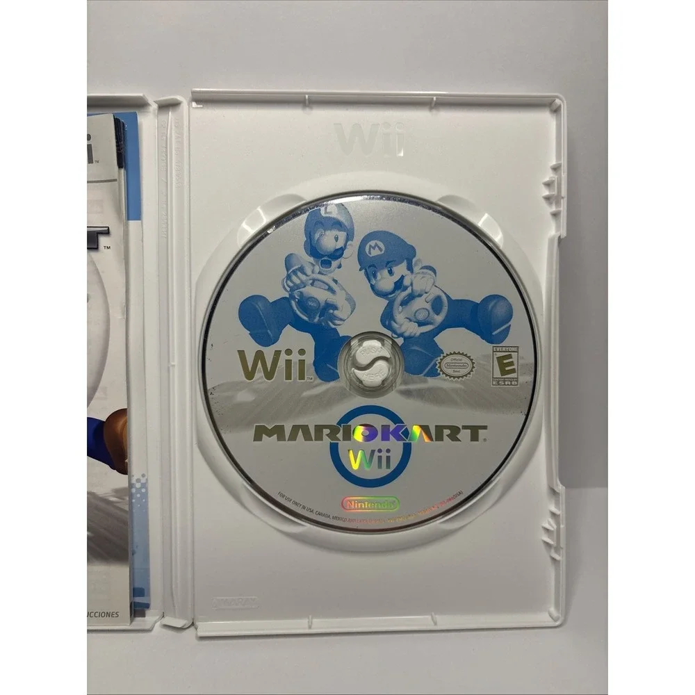 Nintendo Wii Mario Kart Game Racing 2008 Multiplayer Disc CIB W Manual
